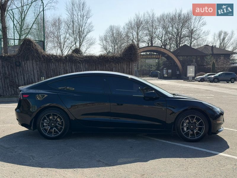 Седан Tesla Model 3 2020 в Днепре фото 7 Седан Tesla Model 3 2020 в Днепре