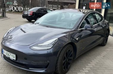 Седан Tesla Model 3 2018 в Буче