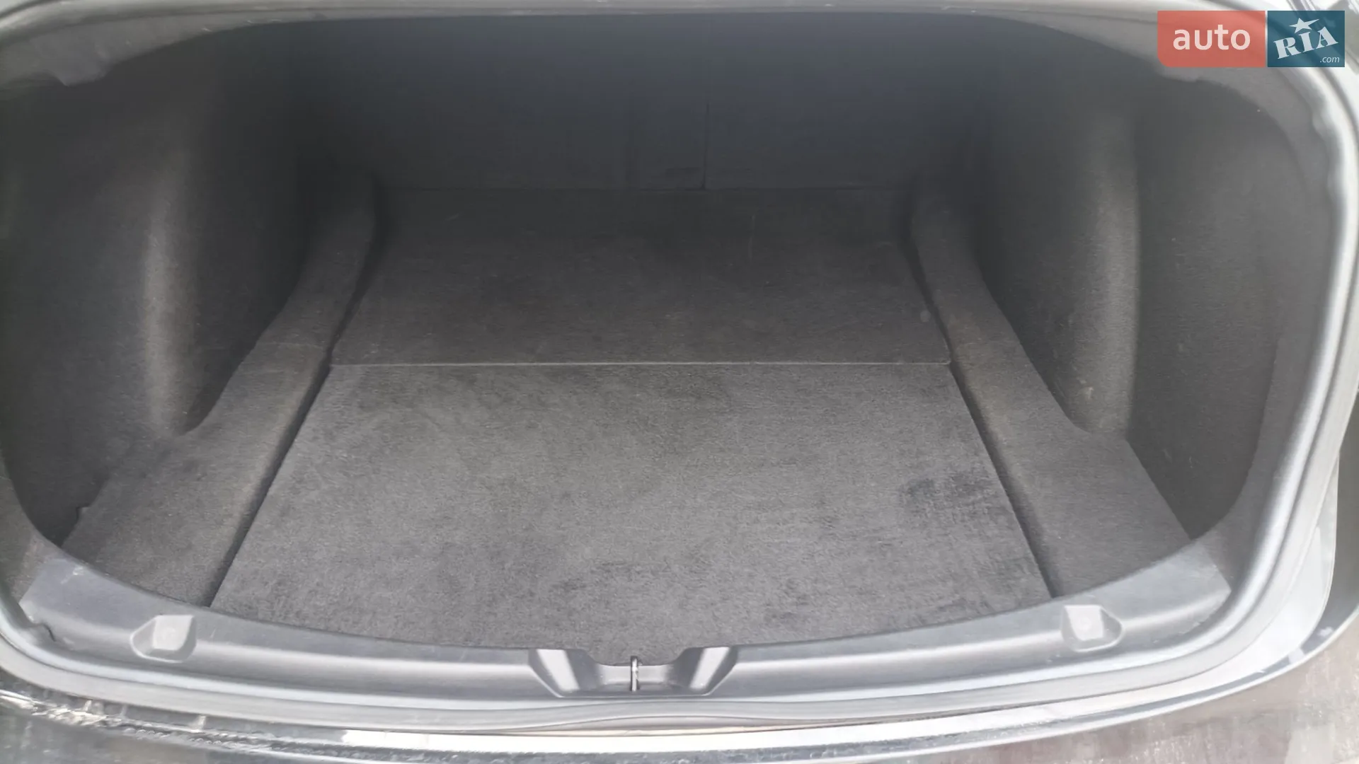 2019 Tesla Model 3 - мініатюра 9