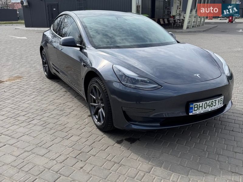 Седан Tesla Model 3 2021 в Одесі