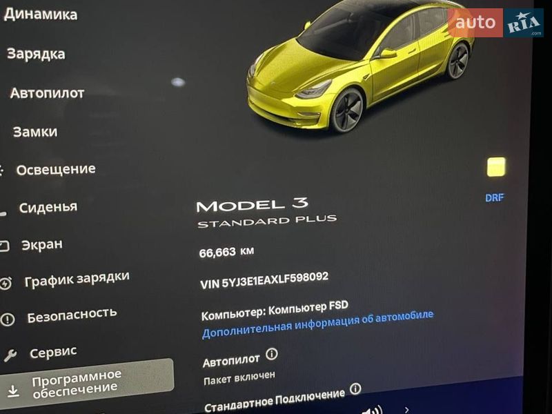 Седан Tesla Model 3 2019 в Черновцах