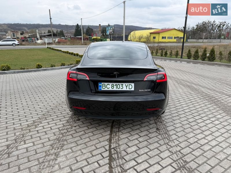 Седан Tesla Model 3 2022 в Золочеве фото 13 Седан Tesla Model 3 2022 в Золочеве