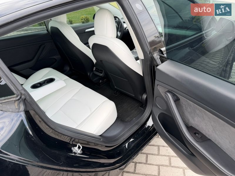 Седан Tesla Model 3 2022 в Золочеве фото 28 Седан Tesla Model 3 2022 в Золочеве