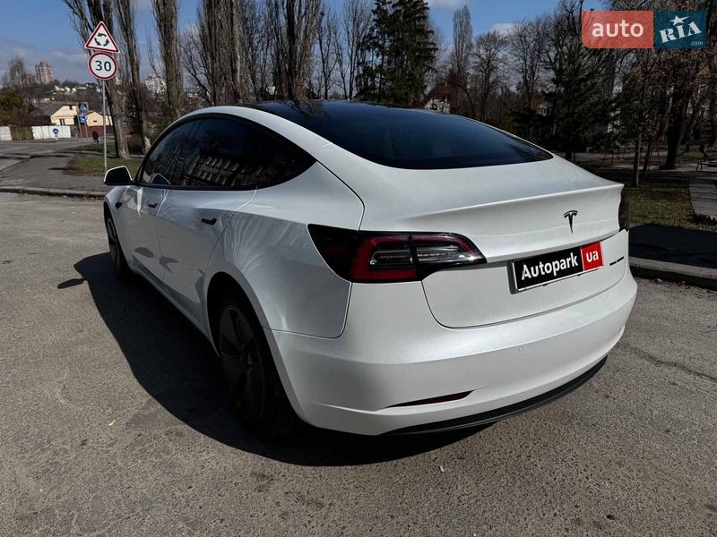 Седан Tesla Model 3 2022 в Киеве фото 9 Седан Tesla Model 3 2022 в Киеве