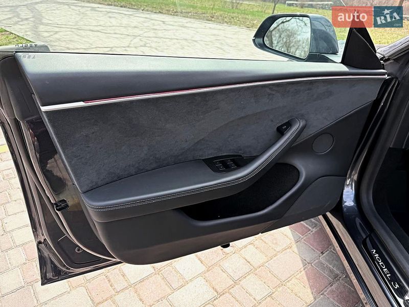 Седан Tesla Model 3 2024 в Кропивницком фото 26 Седан Tesla Model 3 2024 в Кропивницком