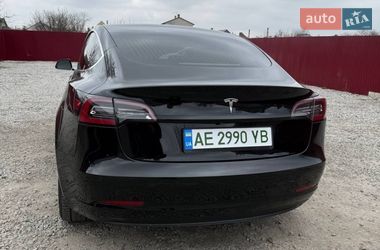 Седан Tesla Model 3 2019 в Павлограді