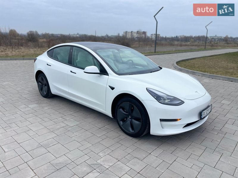 Седан Tesla Model 3 2021 в Здолбунове фото 3 Седан Tesla Model 3 2021 в Здолбунове