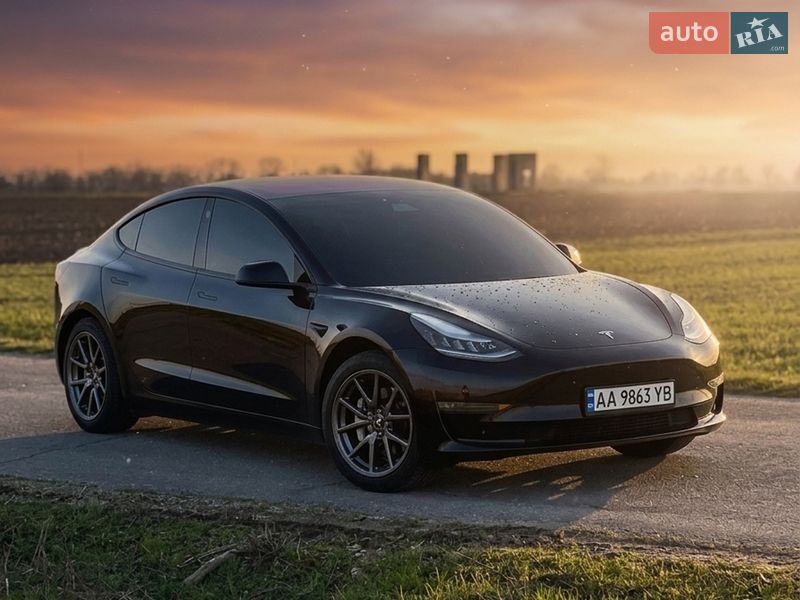 Седан Tesla Model 3 2019 в Запорожье