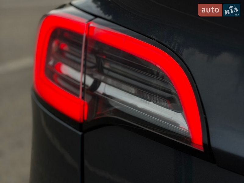 Седан Tesla Model 3 2018 в Ковеле