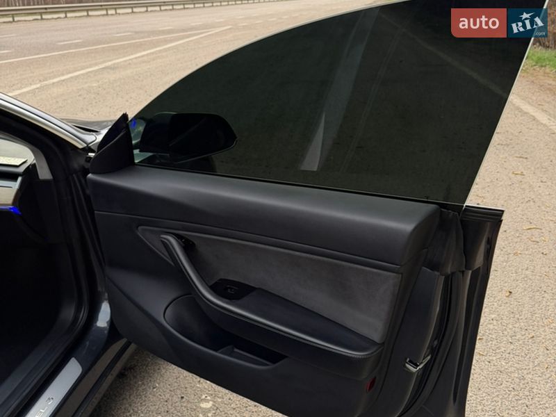 Седан Tesla Model 3 2018 в Ковеле