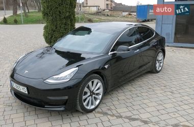 Седан Tesla Model 3 2020 в Львові