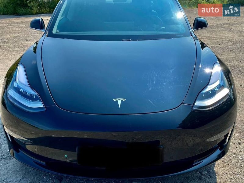 Tesla Model 3 2018