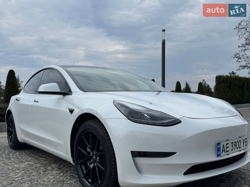 Седан Tesla Model 3 2023 в Днепре фото 7 Седан Tesla Model 3 2023 в Днепре
