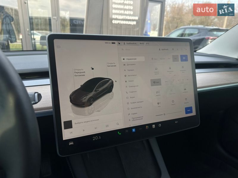 Седан Tesla Model 3 2023 в Львові фото 16 Седан Tesla Model 3 2023 в Львові