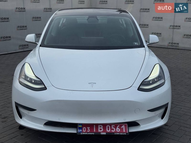 Седан Tesla Model 3 2019 в Луцьку фото 3 Седан Tesla Model 3 2019 в Луцьку