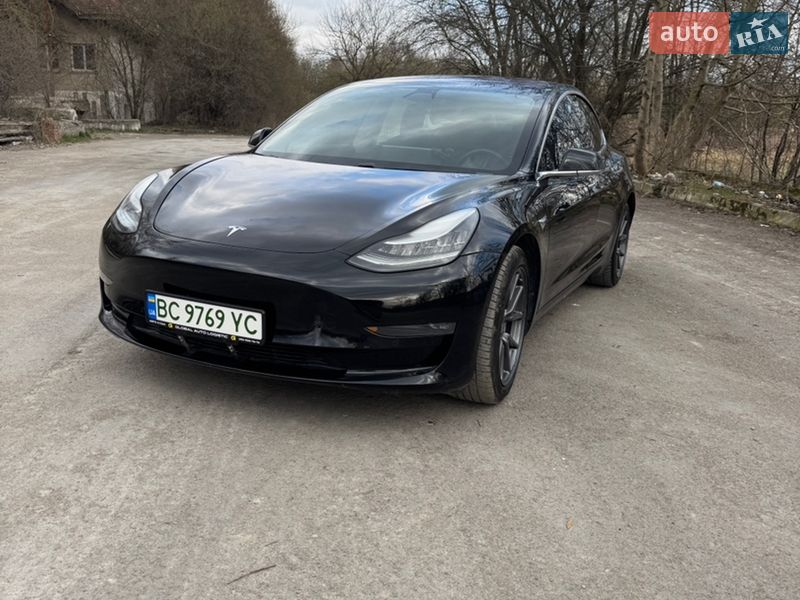 Седан Tesla Model 3 2018 в Львове фото Седан Tesla Model 3 2018 в Львове