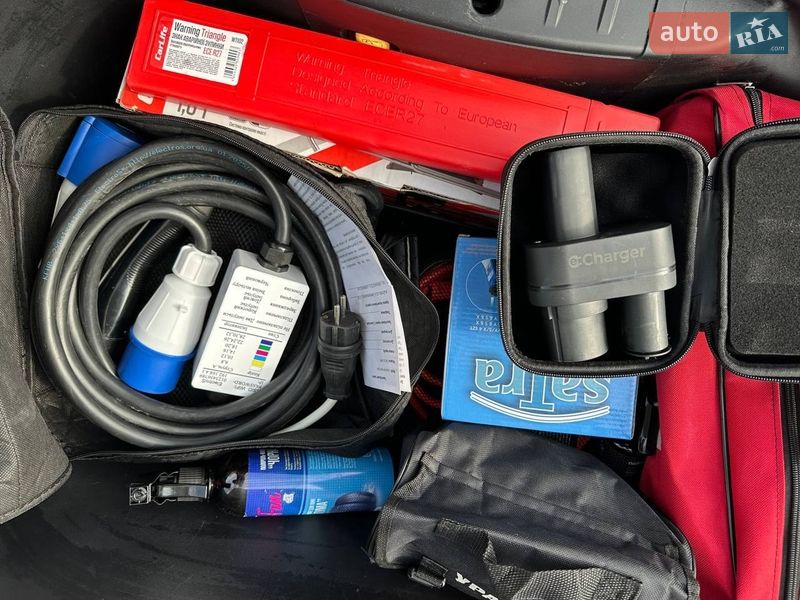 Седан Tesla Model 3 2019 в Києві