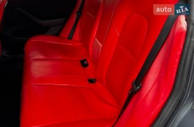 Седан Tesla Model 3 2021 в Києві