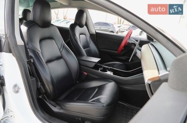 Седан Tesla Model 3 2019 в Харькове