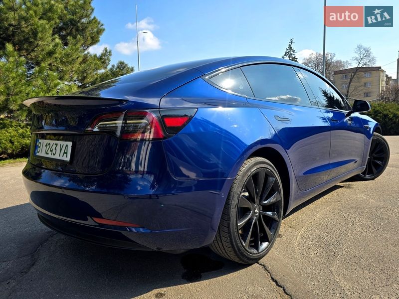 Седан Tesla Model 3 2019 в Полтаве