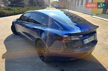 Седан Tesla Model 3 2019 в Полтаве