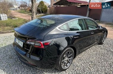 Седан Tesla Model 3 2020 в Харкові