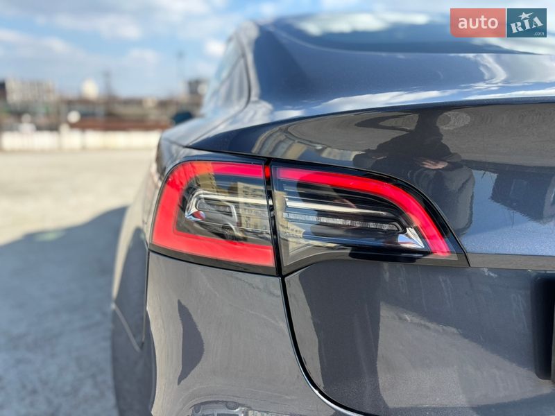 Седан Tesla Model 3 2022 в Києві фото 17 Седан Tesla Model 3 2022 в Києві