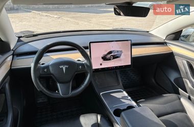 Седан Tesla Model 3 2022 в Киеве