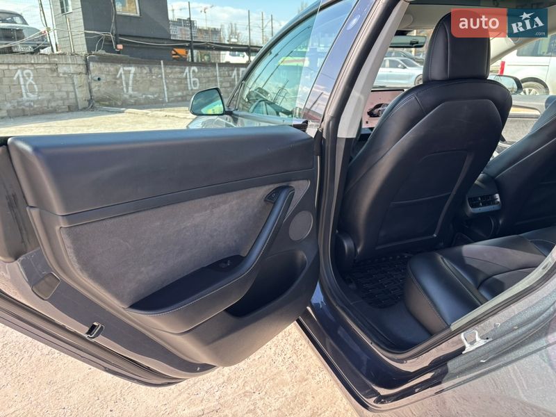 Седан Tesla Model 3 2022 в Києві фото 26 Седан Tesla Model 3 2022 в Києві