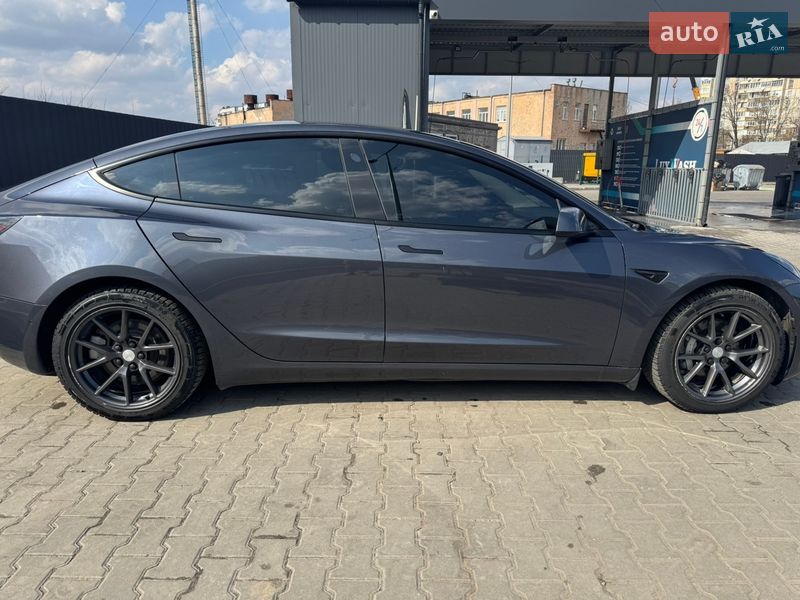 Седан Tesla Model 3 2022 в Белой Церкви