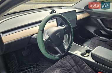 Седан Tesla Model 3 2018 в Ирпене