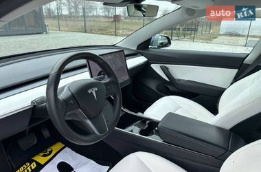 Седан Tesla Model 3 2019 в Ивано-Франковске