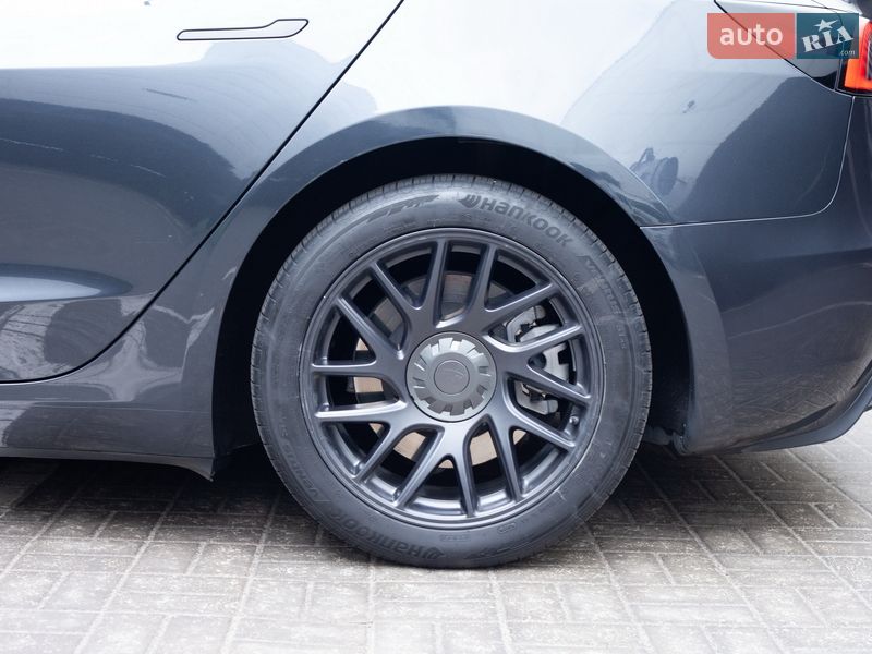 Седан Tesla Model 3 2024 в Киеве фото 6 Седан Tesla Model 3 2024 в Киеве
