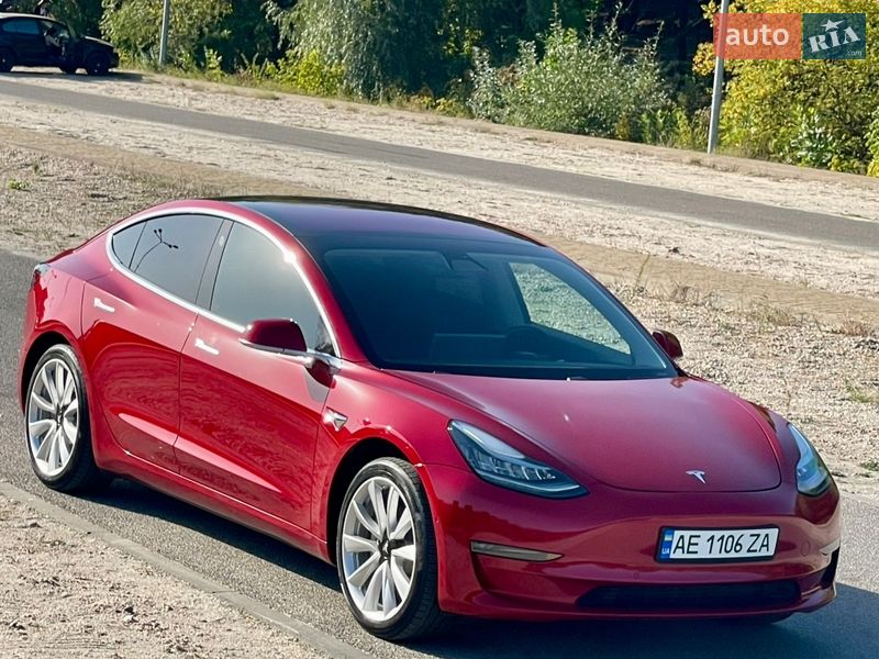 Tesla Model 3 2018