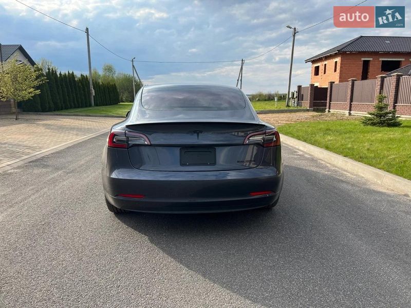 Седан Tesla Model 3 2023 в Одесі фото 7 Седан Tesla Model 3 2023 в Одесі