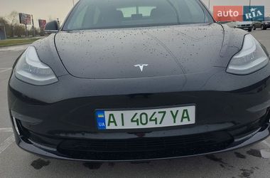 Седан Tesla Model 3 2019 в Києві