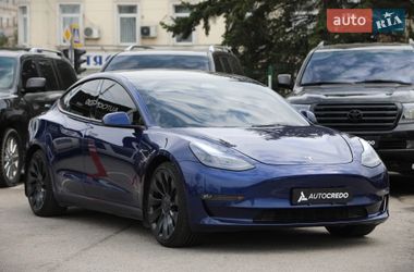 Седан Tesla Model 3 2022 в Харькове