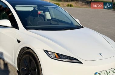 Седан Tesla Model 3 2024 в Львове фото 4 Седан Tesla Model 3 2024 в Львове