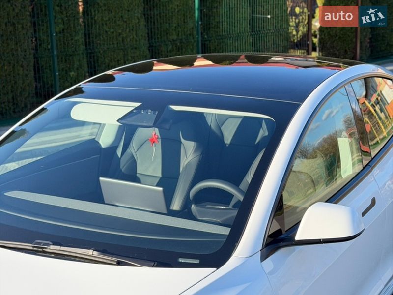 Седан Tesla Model 3 2024 в Львове фото 10 Седан Tesla Model 3 2024 в Львове