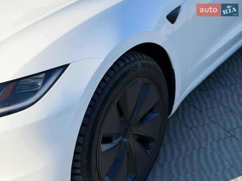 Седан Tesla Model 3 2024 в Львове фото 13 Седан Tesla Model 3 2024 в Львове