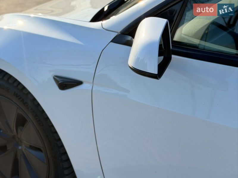 Седан Tesla Model 3 2024 в Львове фото 12 Седан Tesla Model 3 2024 в Львове