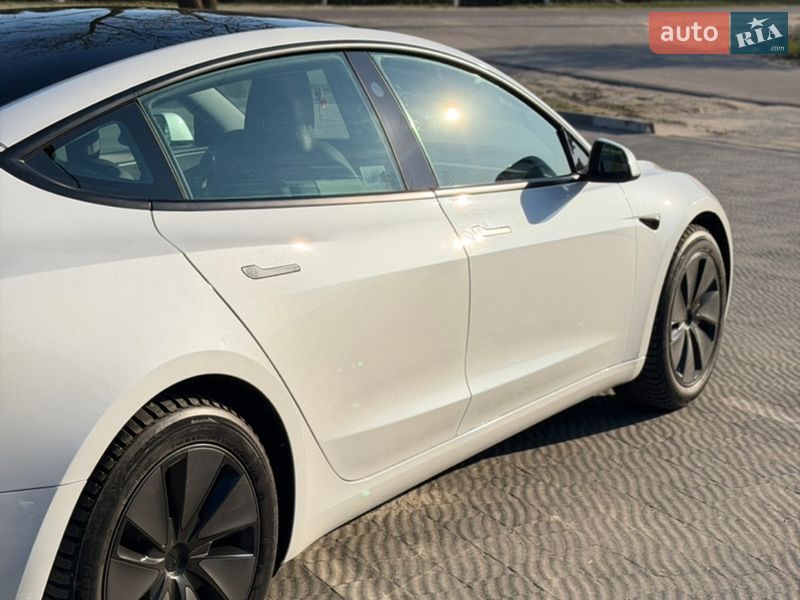 Седан Tesla Model 3 2024 в Львове фото 16 Седан Tesla Model 3 2024 в Львове