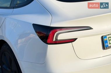 Седан Tesla Model 3 2024 в Львове фото 18 Седан Tesla Model 3 2024 в Львове