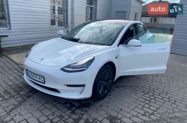 Седан Tesla Model 3 2018 в Києві