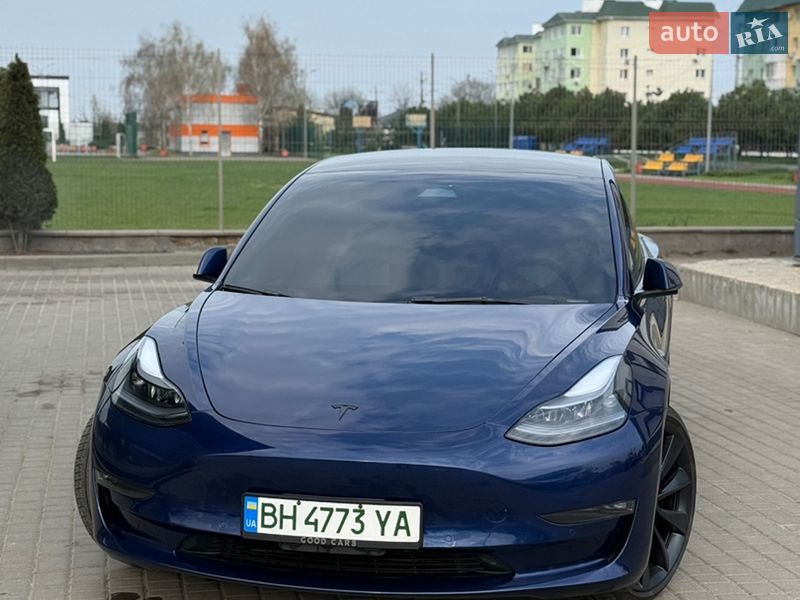 Седан Tesla Model 3 2022 в Одесі