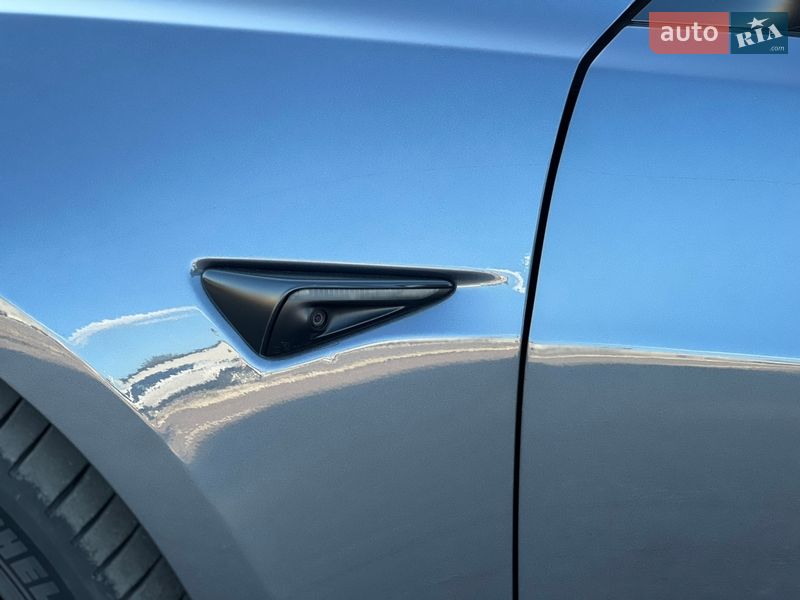 Седан Tesla Model 3 2020 в Рівному