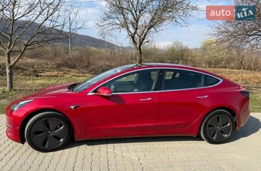 Седан Tesla Model 3 2020 в Коломиї