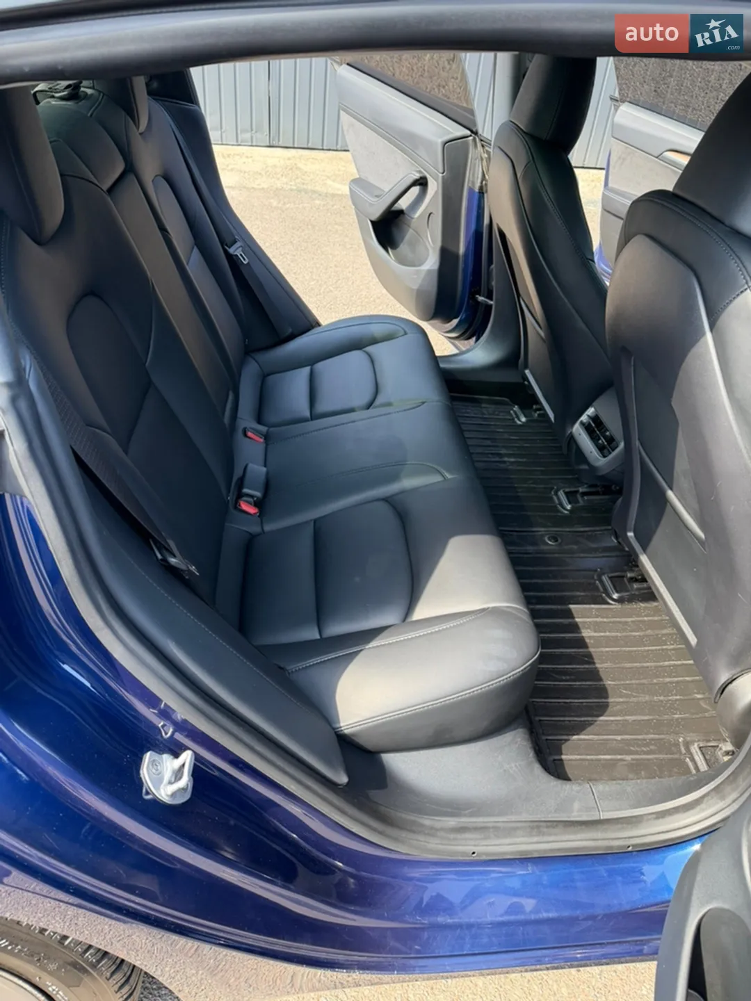 2023 Tesla Model 3 - мініатюра 8