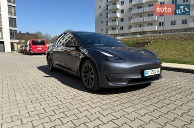 Седан Tesla Model 3 2021 в Івано-Франківську