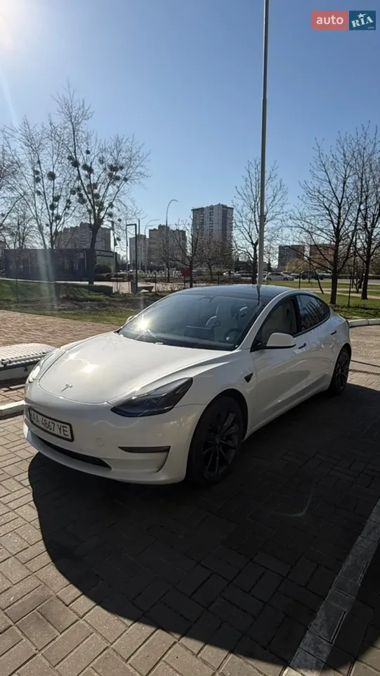 2022 Tesla Model 3 - мініатюра 5